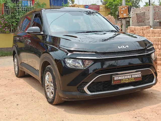 Used 2024 Kia Carens in Kolkata Used 2024 Kia Carens in Kolkata