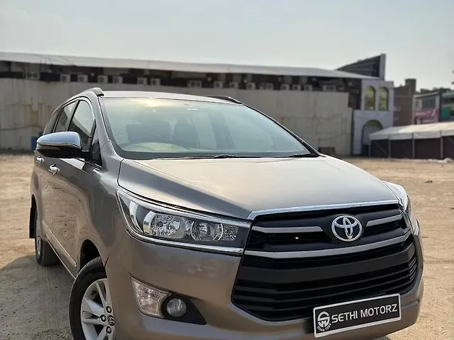 Used 2017 Toyota Innova Crysta in Delhi