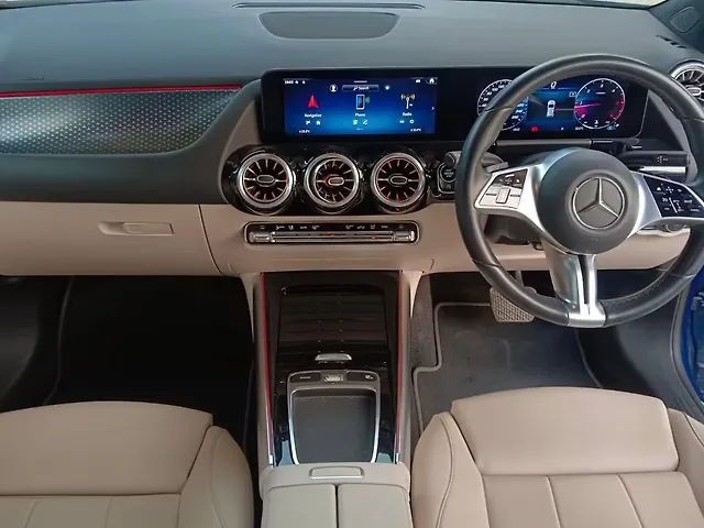 Used Mercedes-Benz GLA 220d 4MATIC in Delhi