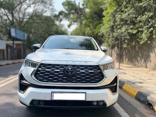 Used 2024 Toyota Innova Hycross in Delhi Used 2024 Toyota Innova Hycross in Delhi