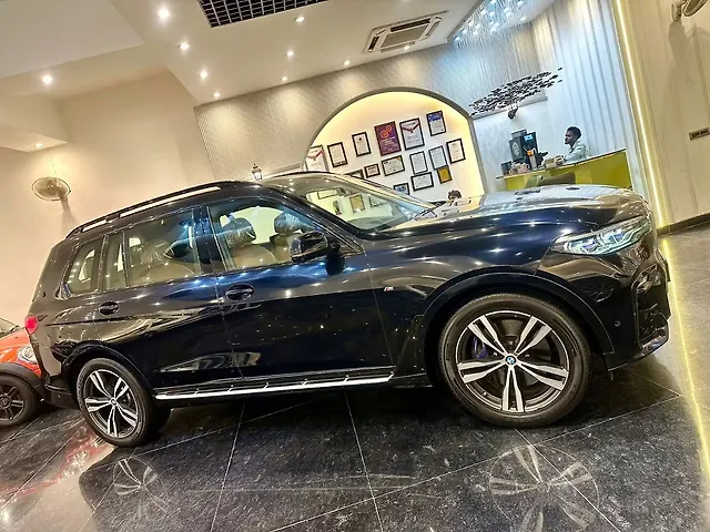 Used BMW X7 [2019-2023] xDrive40i M Sport (Petrol) in Delhi
