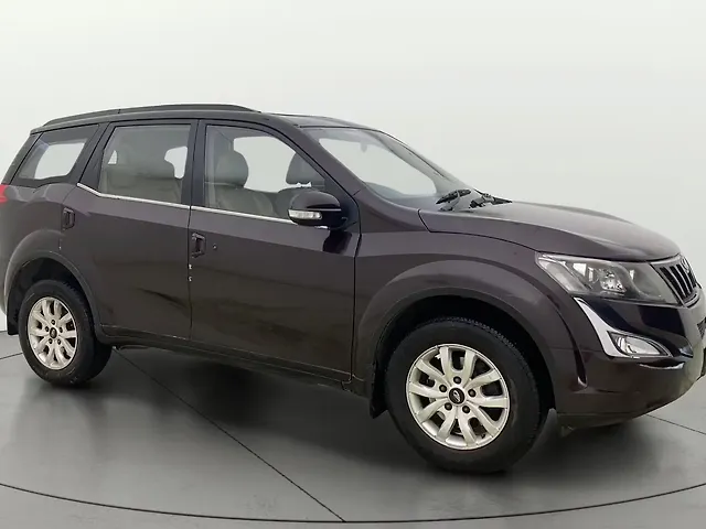 Used 2017 Mahindra XUV500 in Ahmedabad