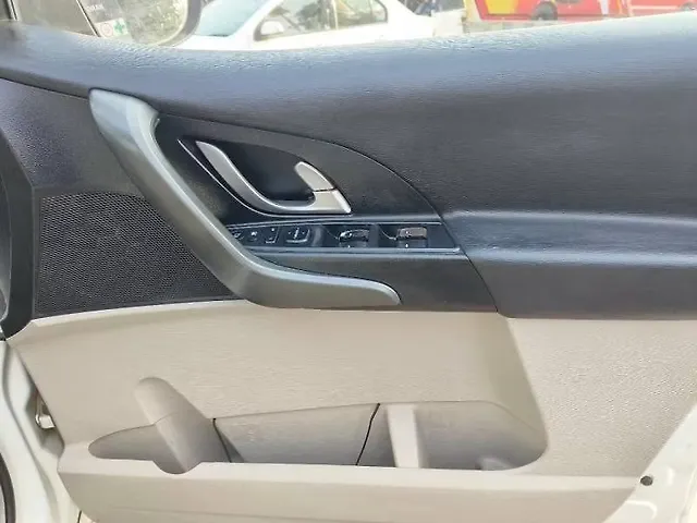 Used Mahindra XUV500 [2015-2018] W10 in Kanpur