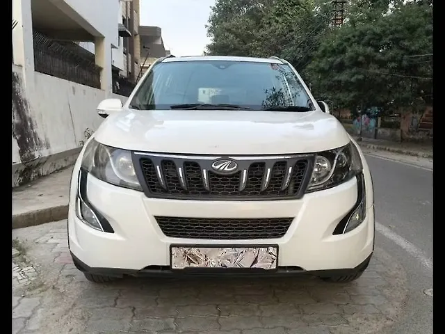 Used Mahindra XUV500 [2015-2018] W10 in Kanpur