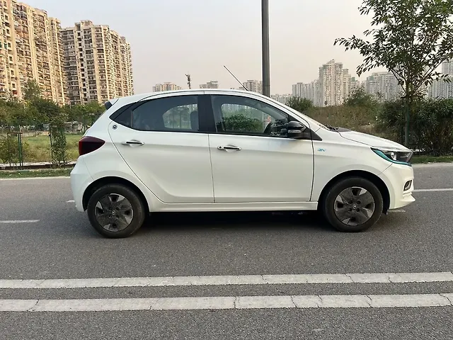 Used Tata Tiago EV [2022-2026] XZ Plus Long Range [2022-2025] in Noida
