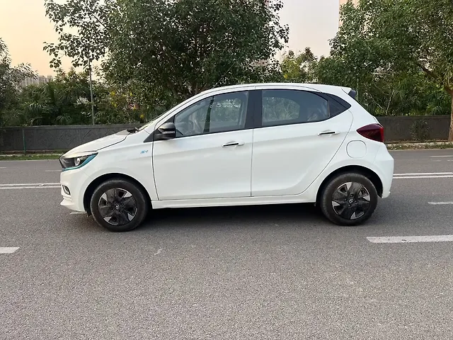 Used Tata Tiago EV [2022-2026] XZ Plus Long Range [2022-2025] in Noida