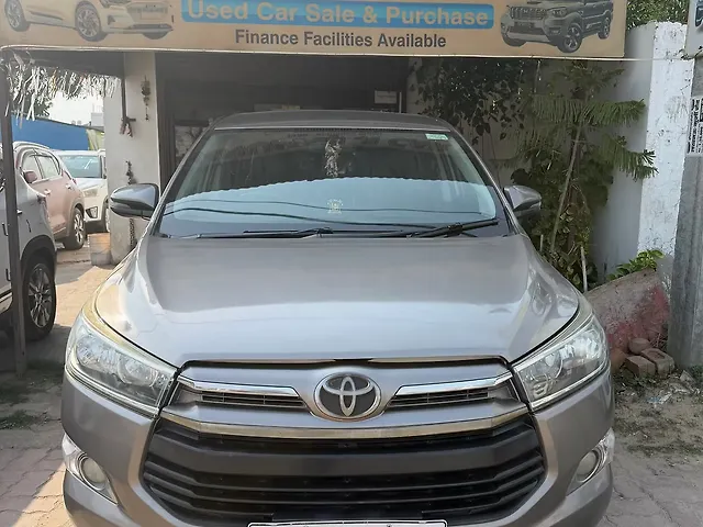 Used 2018 Toyota Innova Crysta in Lucknow