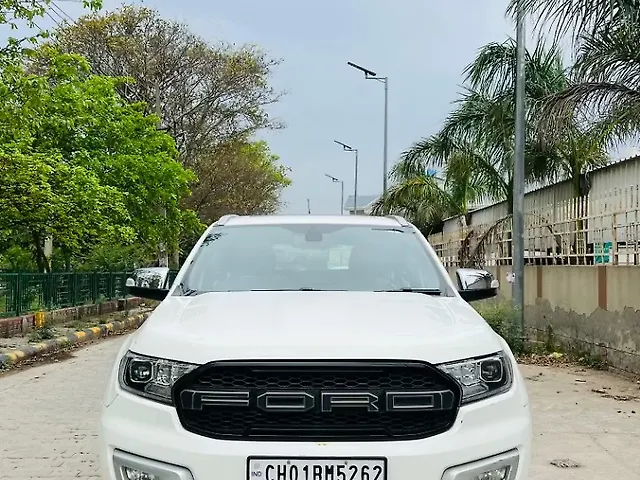 Used 2017 Ford Endeavour in Patiala