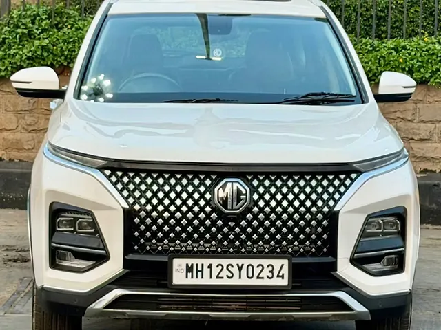 Used 2020 MG Hector Plus in Mumbai