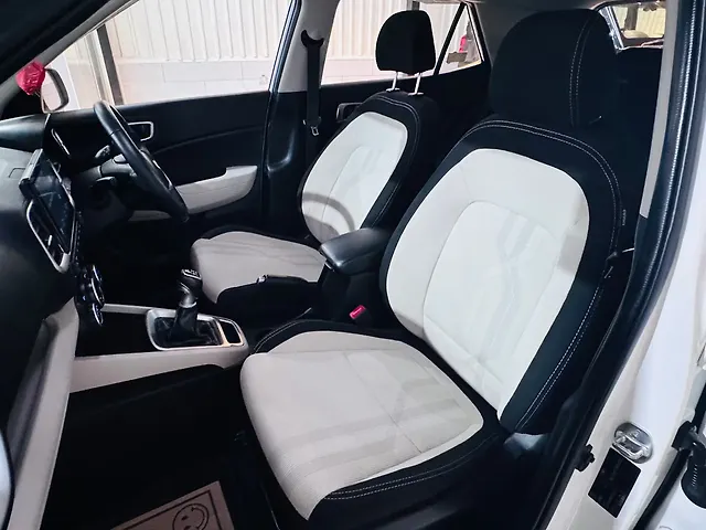 Used Hyundai Venue [2023-2025] SX (O) MT 1.5 Diesel in Chandigarh