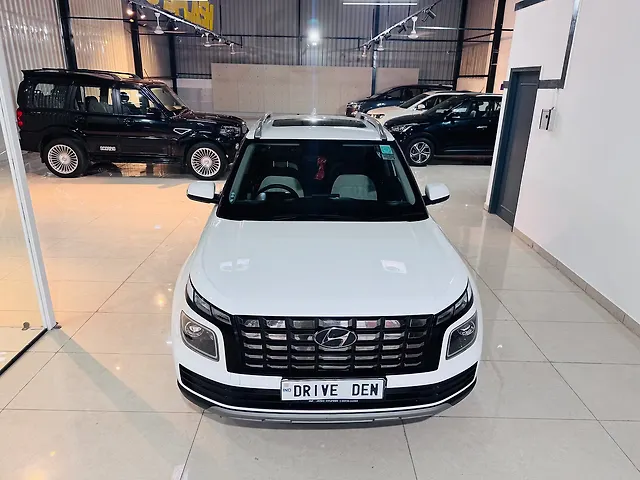Used 2024 Hyundai Venue in Chandigarh Used 2024 Hyundai Venue in Chandigarh