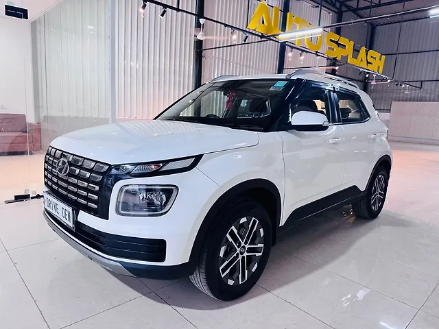 Used Hyundai Venue [2023-2025] SX (O) MT 1.5 Diesel in Chandigarh