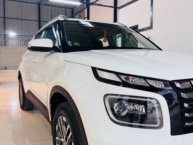 Used Hyundai Venue [2023-2025] SX (O) MT 1.5 Diesel in Chandigarh