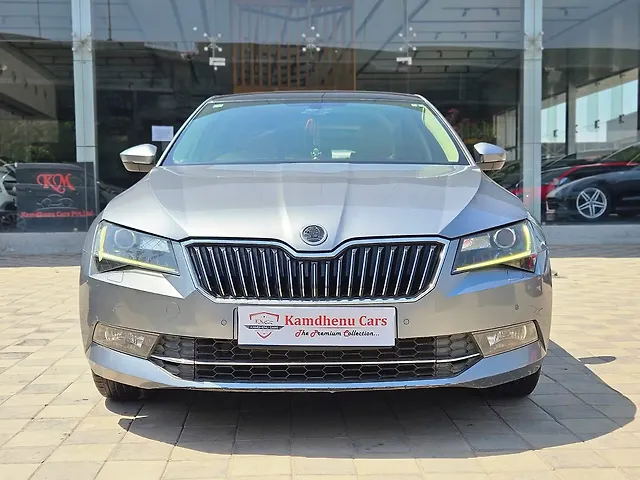 Used 2016 Skoda Superb in Ahmedabad