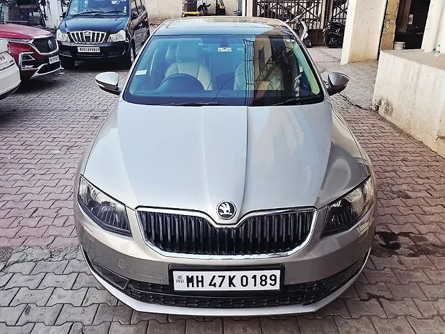 Used 2015 Skoda Octavia in Pune
