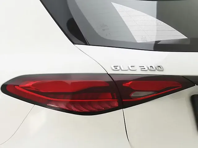 Used Mercedes-Benz GLC 300 4MATIC in Delhi