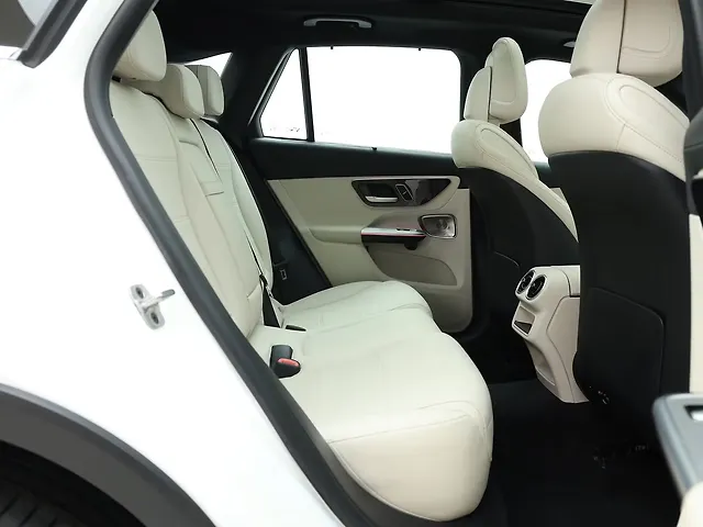 Used Mercedes-Benz GLC 300 4MATIC in Delhi