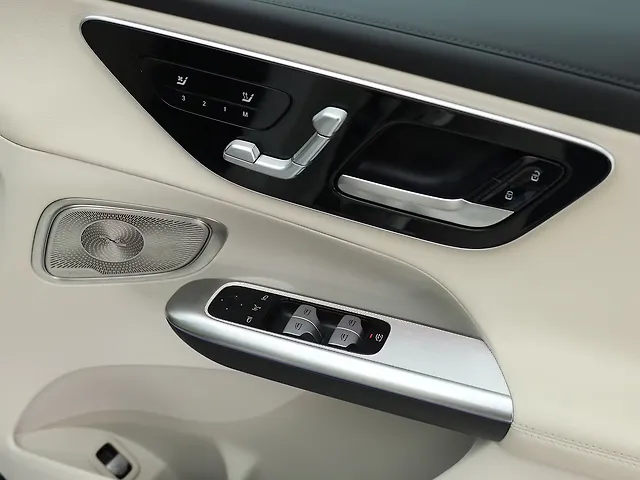 Used Mercedes-Benz GLC 300 4MATIC in Delhi