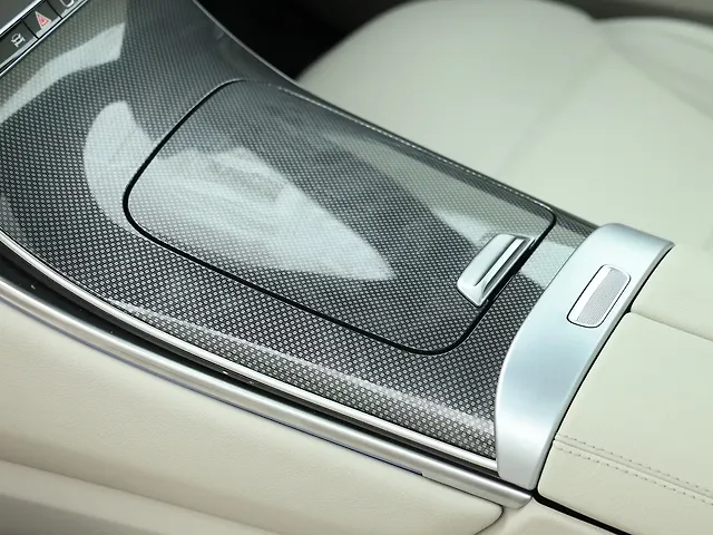 Used Mercedes-Benz GLC 300 4MATIC in Delhi
