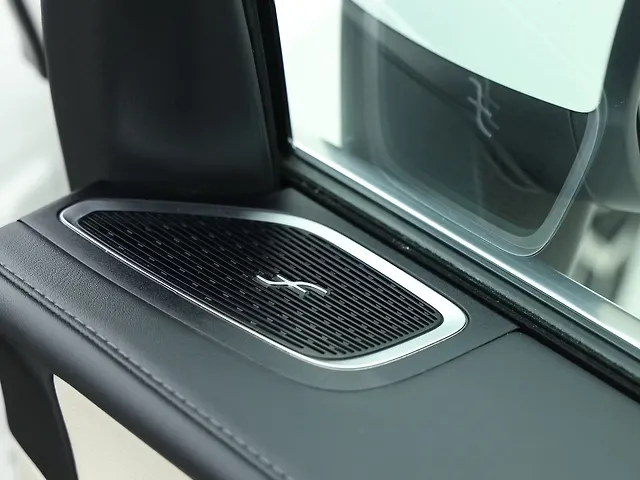 Used Mercedes-Benz GLC 300 4MATIC in Delhi