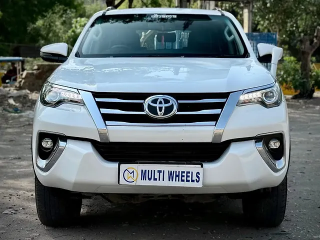 Used 2020 Toyota Fortuner in Delhi