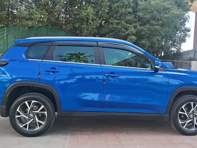 Used Toyota Urban Cruiser Hyryder V Hybrid [2023-2025] in Bangalore