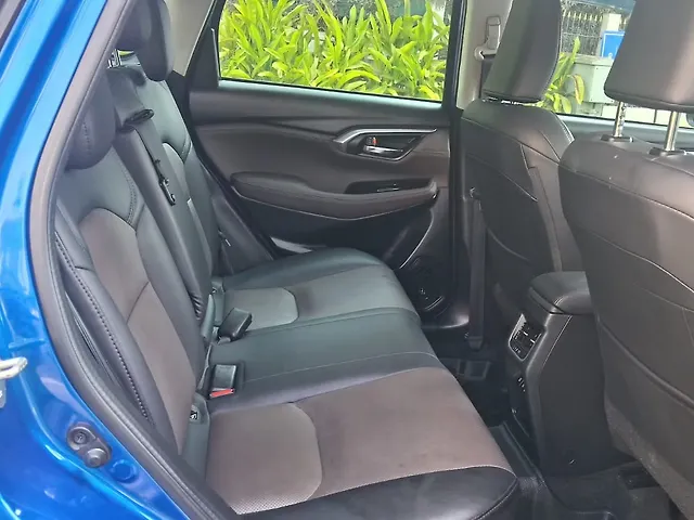 Used Toyota Urban Cruiser Hyryder V Hybrid [2023-2025] in Bangalore