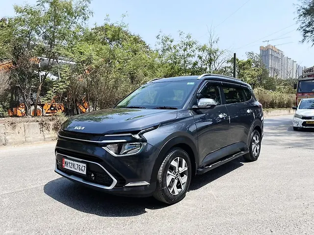 Used 2023 Kia Carens in Mumbai