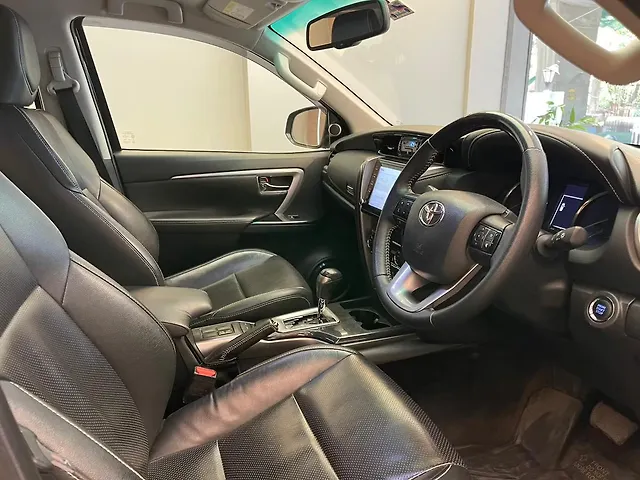 Used Toyota Fortuner 4X4 AT 2.8 Diesel in Mumbai