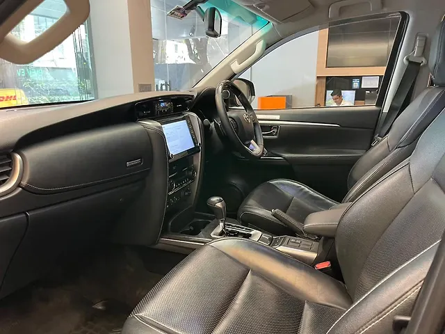 Used Toyota Fortuner 4X4 AT 2.8 Diesel in Mumbai