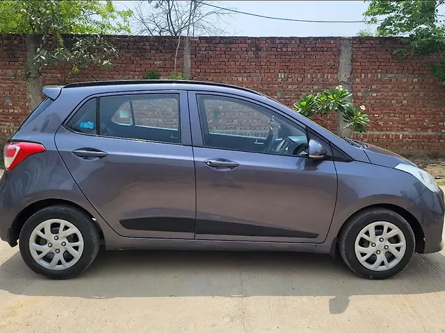 Used Hyundai Grand i10 Sportz U2 1.2 CRDi in Agra
