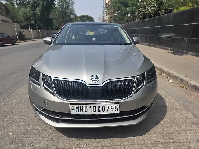 Used 2019 Skoda Octavia in Pune