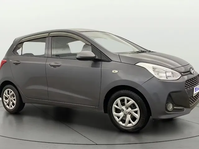 Used 2017 Hyundai Grand i10 in Delhi