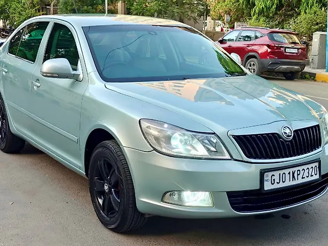 Used 2012 Skoda Laura in Ahmedabad