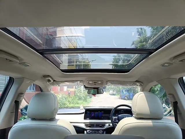 Used Mahindra Old Generation XUV700 AX 7 Diesel MT 7 STR [2023-2024] in Kolkata