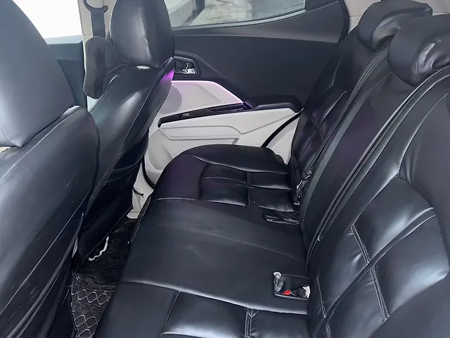 Used Mahindra XUV300 [2019-2024] 1.5 W8 (O) [2019-2020] in Lucknow