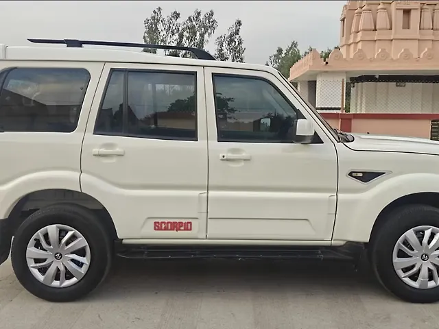 Used Mahindra Scorpio 2021 S7 140 2WD 7 STR in Kheda
