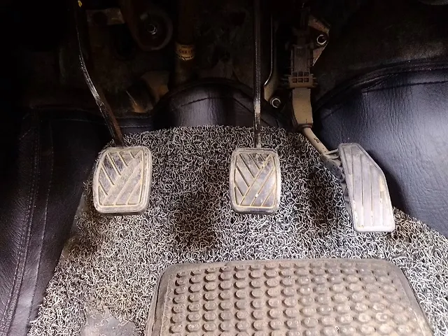 Used Maruti Suzuki Swift [2021-2024] VXi in Kheda
