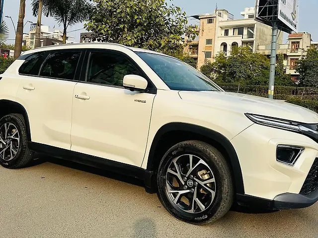 Used 2024 Toyota Urban Cruiser Hyryder in Delhi Used 2024 Toyota Urban Cruiser Hyryder in Delhi
