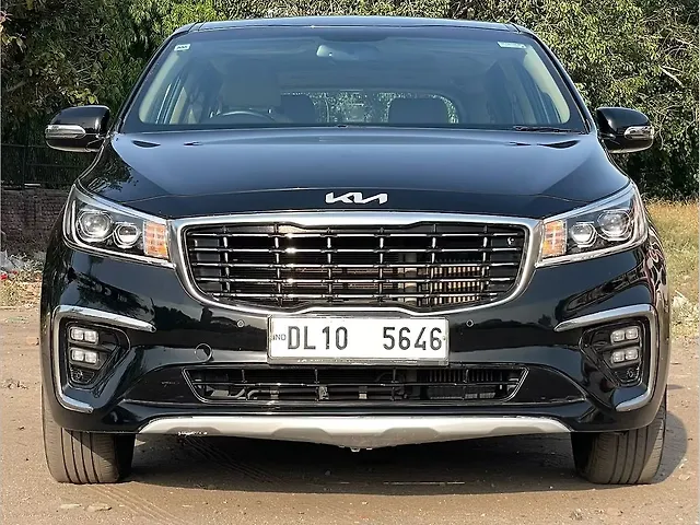 Used 2022 Kia Carnival in Delhi Used 2022 Kia Carnival in Delhi