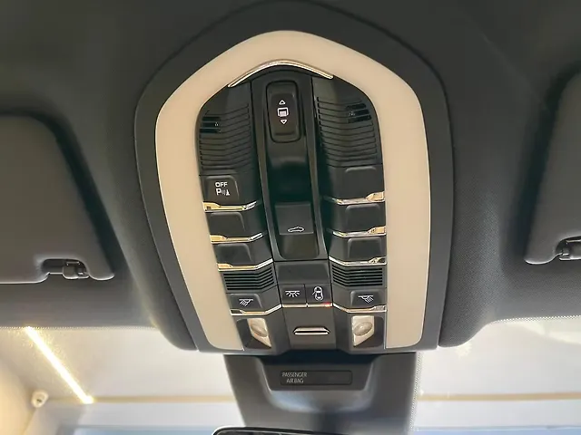 Used Porsche Macan Base [2021-2023] in Mumbai