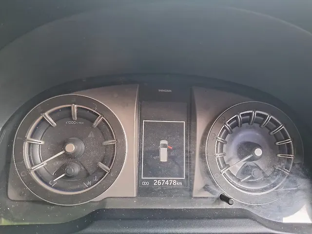 Used Toyota Innova Crysta [2016-2020] 2.4 V Diesel in Lucknow
