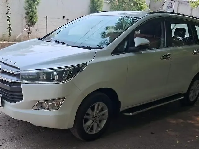 Used Toyota Innova Crysta [2016-2020] 2.4 V Diesel in Lucknow