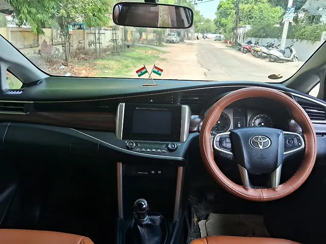 Used Toyota Innova Crysta [2016-2020] 2.4 V Diesel in Lucknow