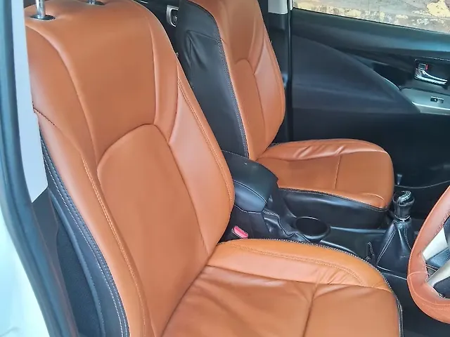 Used Toyota Innova Crysta [2016-2020] 2.4 V Diesel in Lucknow