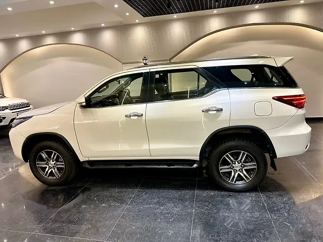 Used Toyota Fortuner [2016-2021] 2.8 4x2 AT [2016-2020] in Delhi