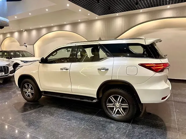 Used Toyota Fortuner [2016-2021] 2.8 4x2 AT [2016-2020] in Delhi