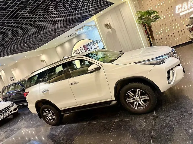 Used Toyota Fortuner [2016-2021] 2.8 4x2 AT [2016-2020] in Delhi