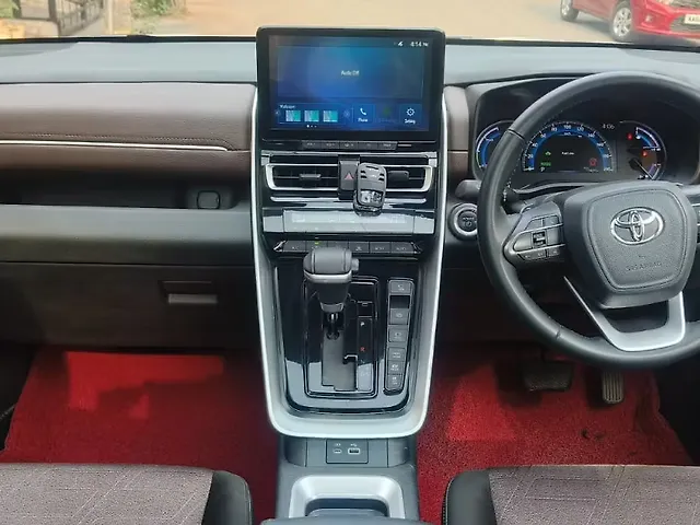 Used Toyota Innova Hycross VX (O) Hybrid (Electric + Petrol) Automatic (e-CVT) 7 STR in Bangalore Used Toyota Innova Hycross VX (O) Hybrid (Electric + Petrol) Automatic (e-CVT) 7 STR in Bangalore