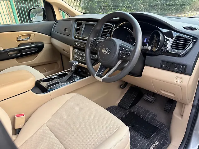 Used Kia Carnival [2020-2023] Prestige 7 STR in Delhi